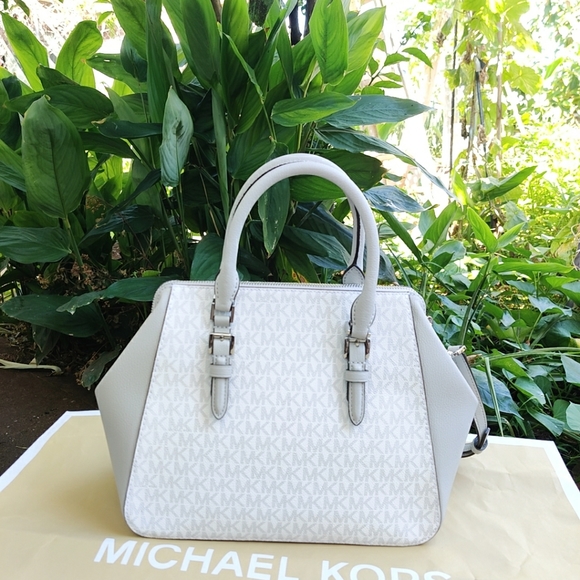 Michael Kors Charlotte Large Satchel - Picture 2 of 6